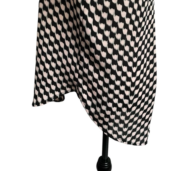 Pleione Black Pink Geometric Print High-Low Blouse Small Scoop Neck - Picture 7 of 12